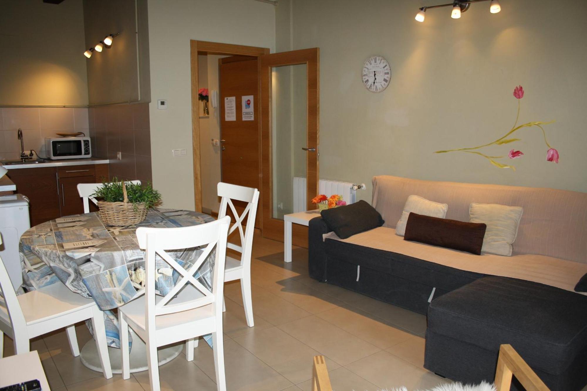 Refitolería Apartamentos Segóvia Exterior foto